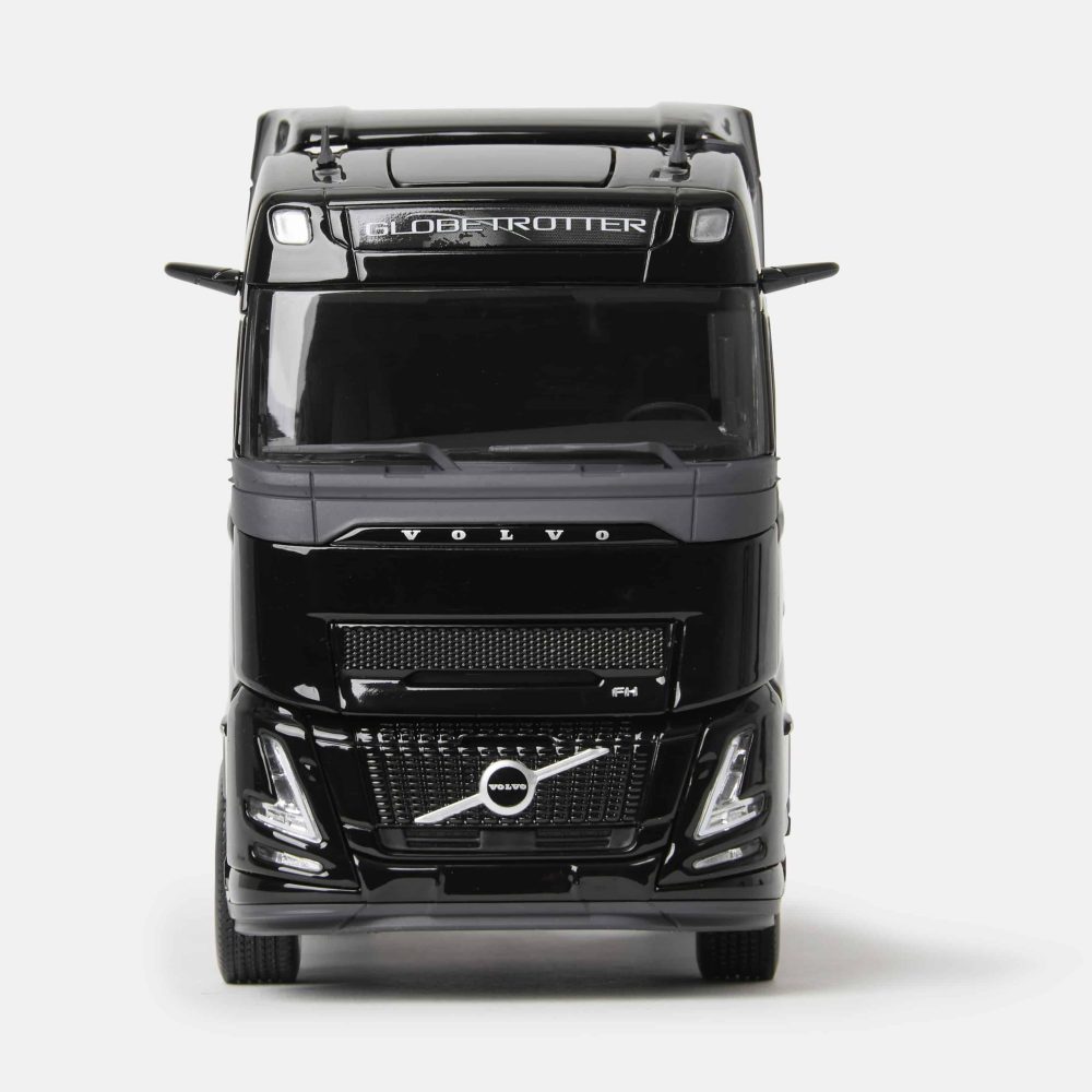 Volvo FH Aero Globetrotter 4×2 1:43 Pienoismalli - Musta - Image 2